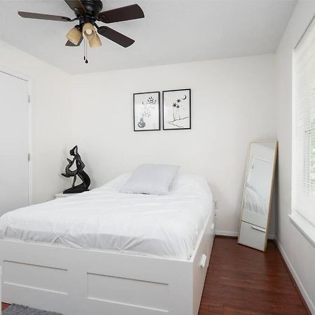 Spacious Condo Mins To Shands, University, & Downtown! Gainesville Exterior photo