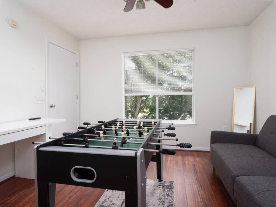 Spacious Condo Mins To Shands, University, & Downtown! Gainesville Exterior photo