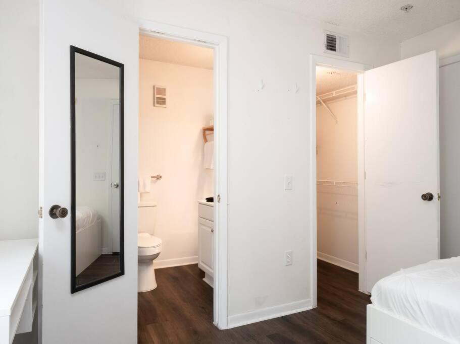 Spacious Condo Mins To Shands, University, & Downtown! Gainesville Exterior photo